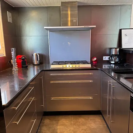 Des Pins Villa