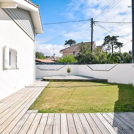Des Pins Villa